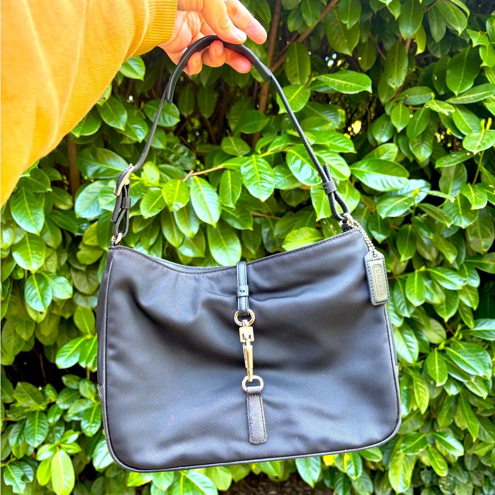 Y2K vintage coach hand bag shoulder (Gucci Jackie inspired)